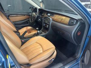Jaguar X Type 2.5  - Foto 11