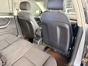 Audi A4 2.0 TDI  - Foto 16