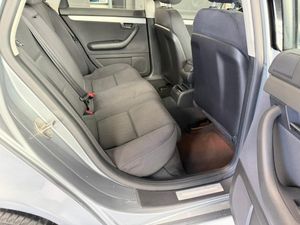 Audi A4 2.0 TDI  - Foto 17