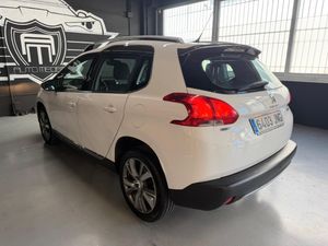 Peugeot 2008 Allure  - Foto 5