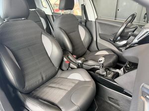 Peugeot 2008 Allure  - Foto 17
