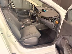 Renault Megane Emotion  - Foto 12