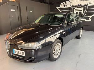 Alfa Romeo 147 1.9 JTD 120 Sport  - Foto 2