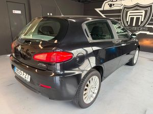 Alfa Romeo 147 1.9 JTD 120 Sport  - Foto 3