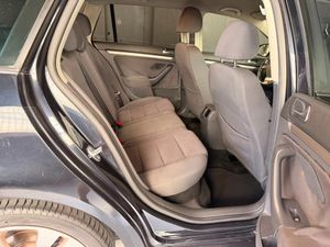 Volkswagen Golf Advance  - Foto 16