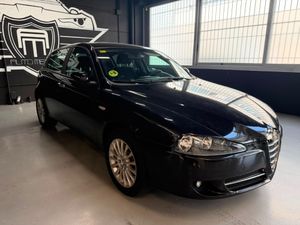 Alfa Romeo 147 1.9 JTD 120 Sport  - Foto 3