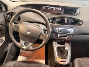 Renault Scénic 1.5 dinamic  - Foto 8
