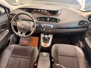 Renault Scénic 1.5 dinamic  - Foto 9