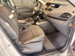 Renault Scénic 1.5 dinamic  - Foto 13