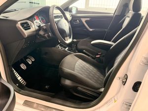 Citroën C-Elysée Exclusive  - Foto 11