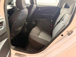 Citroën C-Elysée Exclusive  - Foto 13