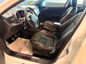 Alfa Romeo Giulietta Distinctive  - Foto 11