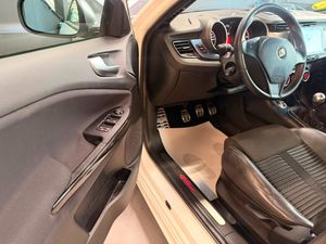 Alfa Romeo Giulietta Distinctive  - Foto 10