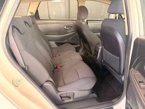 Kia Carens Concept  - Foto 16