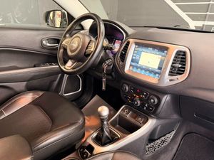 Jeep Renegade LONGUITUDE  - Foto 13