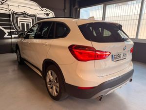 BMW Serie 1 xDrive 20 d Sport Line  - Foto 5