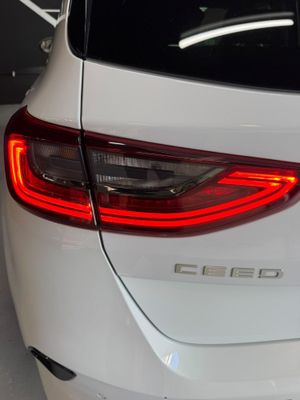 Kia Ceed Tech  - Foto 22