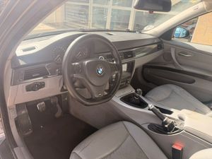 BMW Serie 3 320 d  - Foto 9