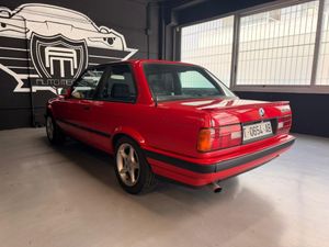 BMW Serie 3 318IS  - Foto 5