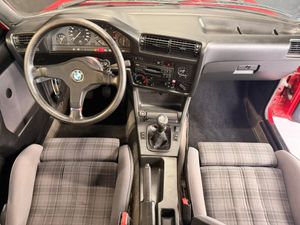 BMW Serie 3 318IS  - Foto 20