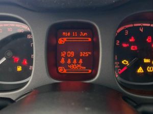 Fiat Panda Cross 1.0 Hybrid 51kw 70CV - Foto 23