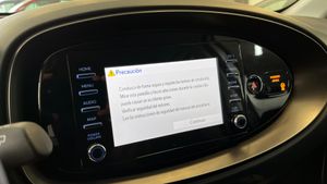 Toyota Aygo 5p 70 x-play - Foto 13