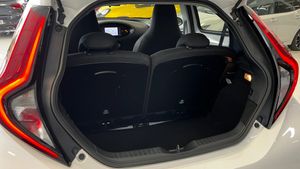 Toyota Aygo 5p 70 x-play - Foto 19