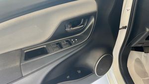 Toyota Yaris active - Foto 11