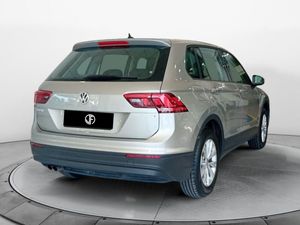 Volkswagen Tiguan EDITION BMT SUV en Tarragona - Foto 5