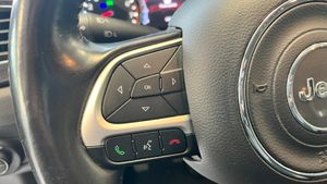 Jeep Compass LIMITED en valls - Foto 14