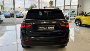 Jeep Compass LIMITED en valls - Foto 8