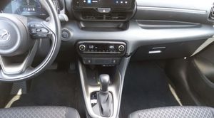 Mazda 2 Homura CVT Pequeño automático en Tarragona - Foto 11