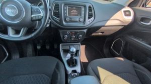Jeep Compass Sport SUV en Tarragona - Foto 12