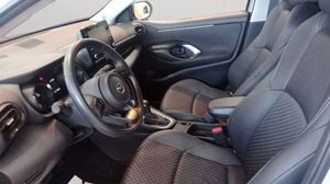 Mazda 2 Select Hybrid etiqueta ECO en Tarragona - Foto 10