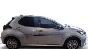 Mazda 2 Select Hybrid etiqueta ECO en Tarragona - Foto 6