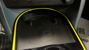 Fiat Grande Panda LA PRIMA HYBRID - Foto 19