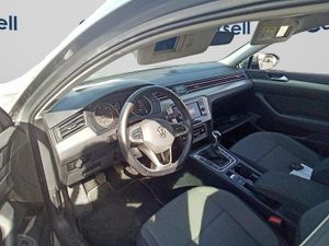 Volkswagen Passat Variant Business 2.0 Tdi 110kw - Foto 8