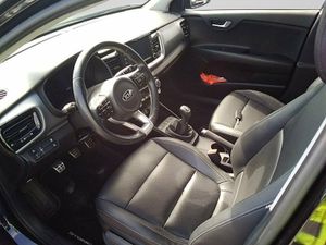 Kia Stonic 1.0 T-gdi 74kw (100cv) Black Edition - Foto 8