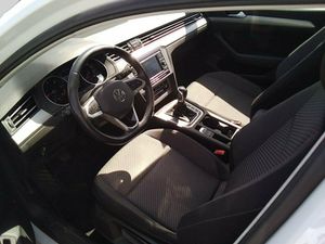 Volkswagen Passat Variant Business 2.0 Tdi 110kw - Foto 8