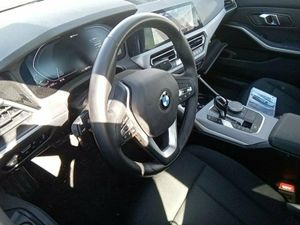 Bmw Series 3 330e - Foto 8