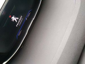 Peugeot 3008 225 E-eat8 Allure - Foto 9