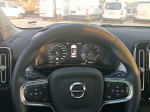Volvo Xc40 (o) 1.5 T2 Momentum Pro Auto - Foto 8