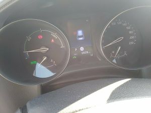 Toyota C-hr 1.8 125h Advance - Foto 9
