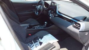 Toyota C-hr 2.0 180h Advance - Foto 6