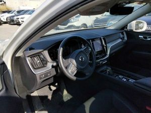 Volvo Xc60 2.0 B4 G Momentum Pro Auto - Foto 8