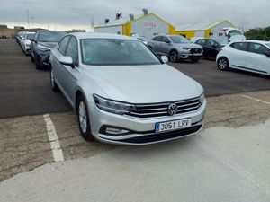 Volkswagen Passat Business 2.0 Tdi 110kw (150cv) - Foto 5