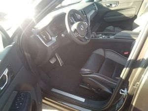 Volvo Xc60 2.0 T6 Awd Recharge R-design Auto - Foto 8
