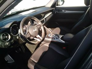 Alfa Romeo Stelvio 2.2 Diésel 140kw (190cv) Sprint+ Q4 - Foto 8