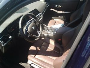 Bmw Series 3 330i Auto. Touring - Foto 8