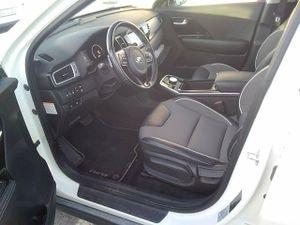Kia Niro E-niro 150kw (204cv) Drive (long Range) - Foto 8